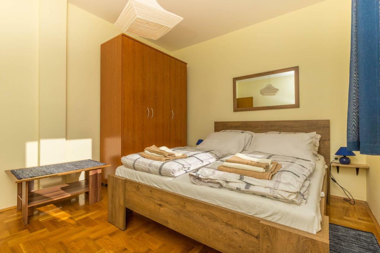 Apartmani Adria Lila Crikvenica Dramalj Extérieur photo