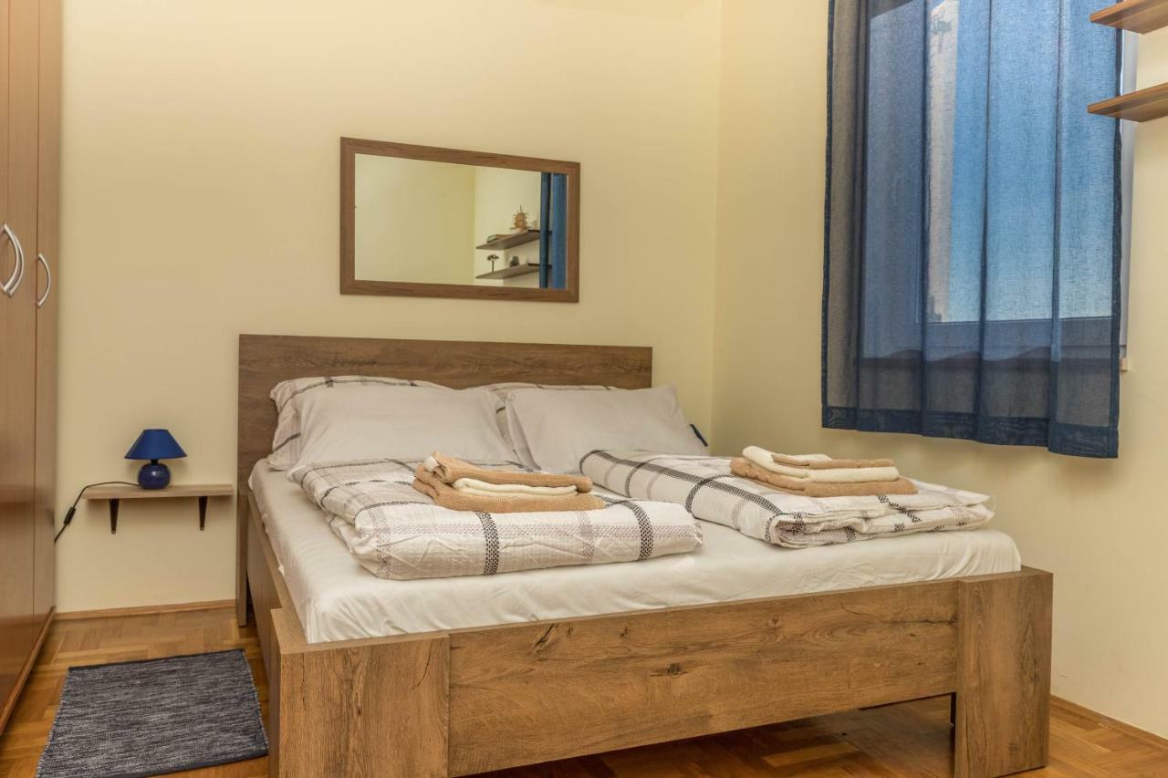 Apartmani Adria Lila Crikvenica Dramalj Extérieur photo